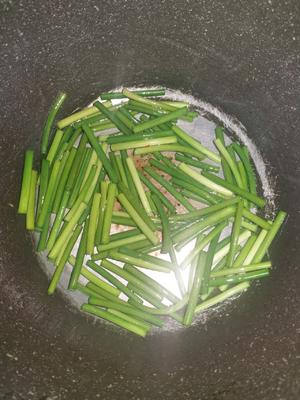 蒜苔炒鱿鱼
