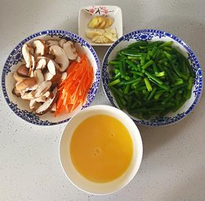什锦蒜苔（没肉肉，也好吃）