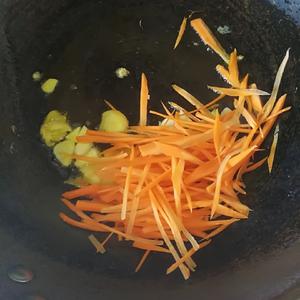 什锦蒜苔（没肉肉，也好吃）