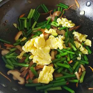 什锦蒜苔（没肉肉，也好吃）