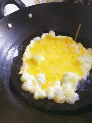 两分钟做好蒜苔炒鸡蛋