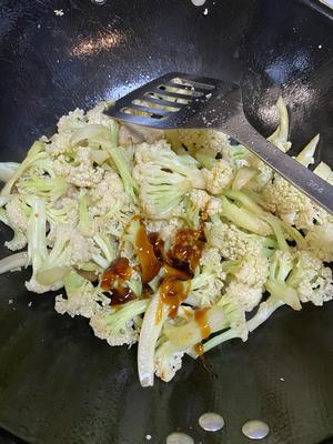 每次下馆子必点的脆脆的干锅花菜?