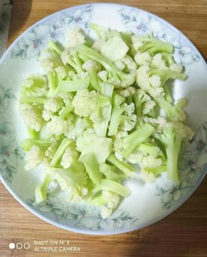 素炒菜花（花菜）