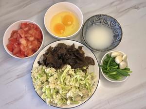 超级下饭又简单的番茄花菜木耳炒鸡蛋家常菜 孩子超爱 不辣又可口