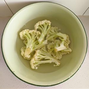 西红柿炒菜花（夏季开胃菜）