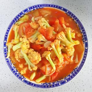 西红柿炒菜花（夏季开胃菜）