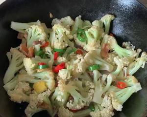 和饭店一个味道的干锅花菜