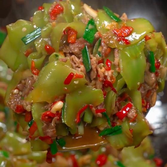 莴苣炒肉
