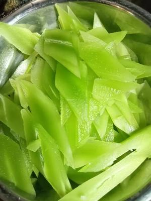 又脆又下饭的莴笋片