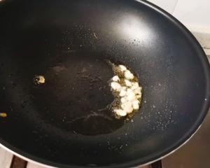 莴笋炒蛋
