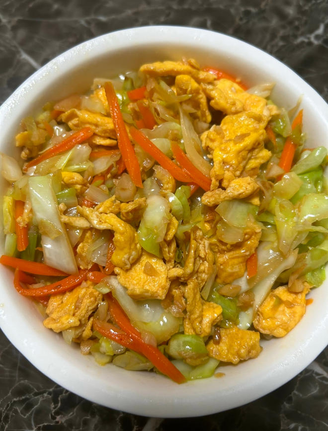 包菜炒鸡蛋