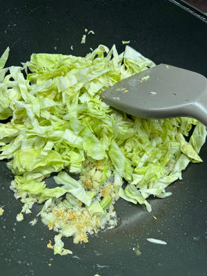 包菜炒鸡蛋