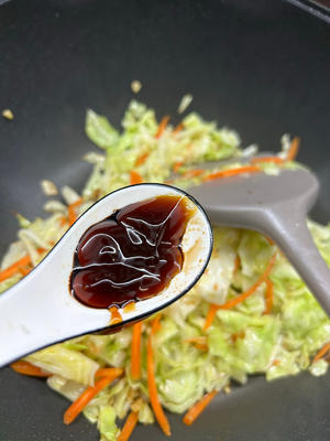 包菜炒鸡蛋