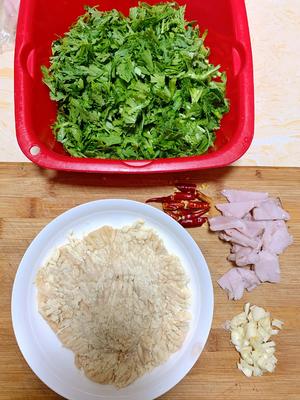 蒿子秆炒臭豆腐