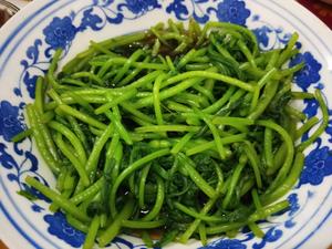 妈妈的味道备忘录：凉拌蒿子杆，清爽可口小凉菜