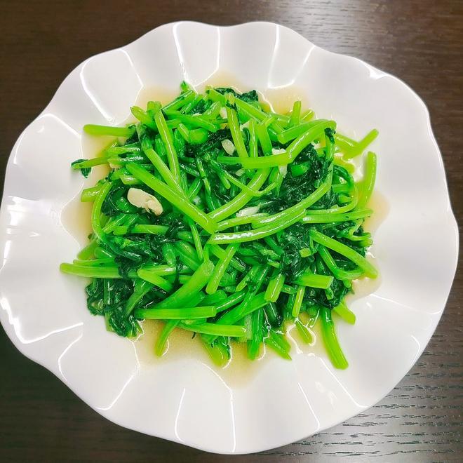 清炒蒜香茼蒿❗️❗️家常下饭菜