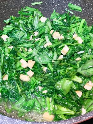 一款简单的健康菜—茼蒿豆腐