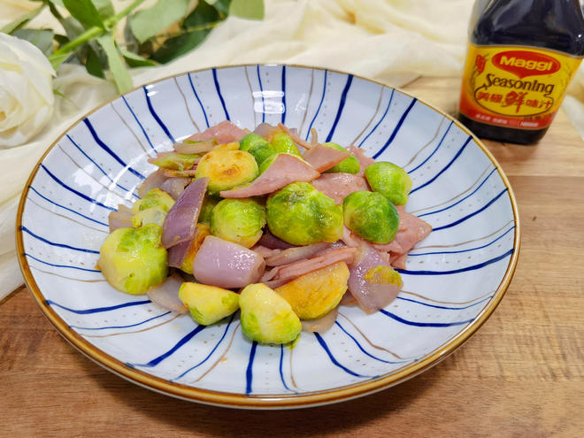 孢子甘蓝炒火腿片
