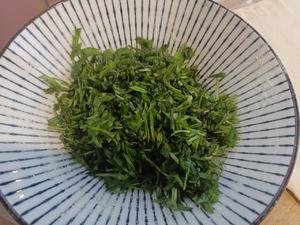 春天的味道——芦蒿叶豆干饼
