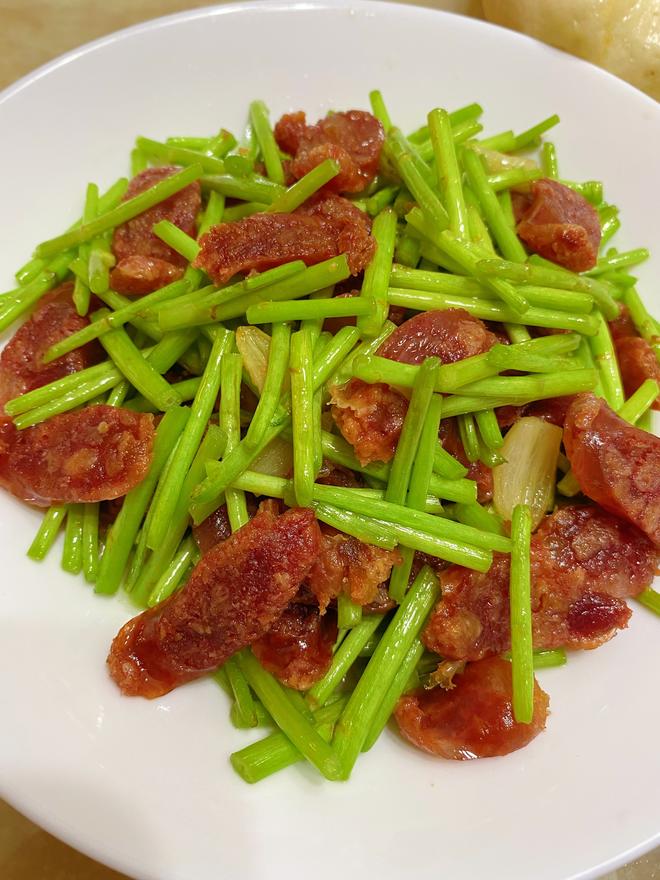芦蒿/藜蒿炒腊味