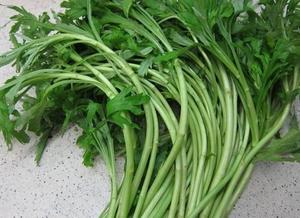 芦蒿炒北豆腐干丝