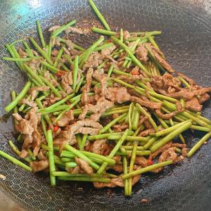 芦蒿炒牛肉