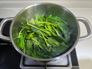 凉拌芝麻酱菠菜