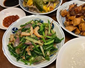 好吃的炒芝麻菜