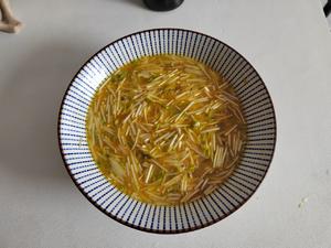 豌豆尖炒鸡蛋