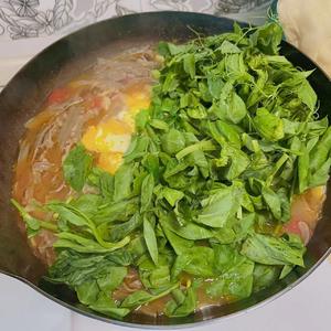 豌豆尖荞麦刀削面