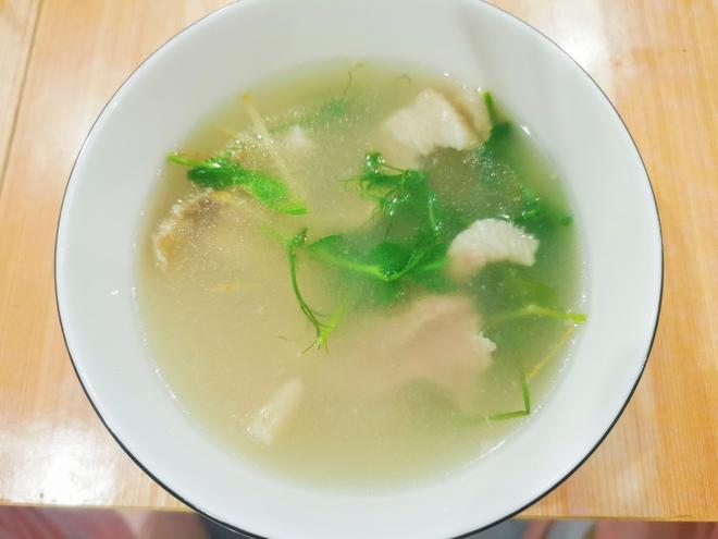 豌豆尖滑肉汤?