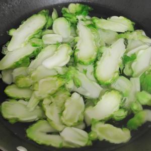 儿菜炒肉