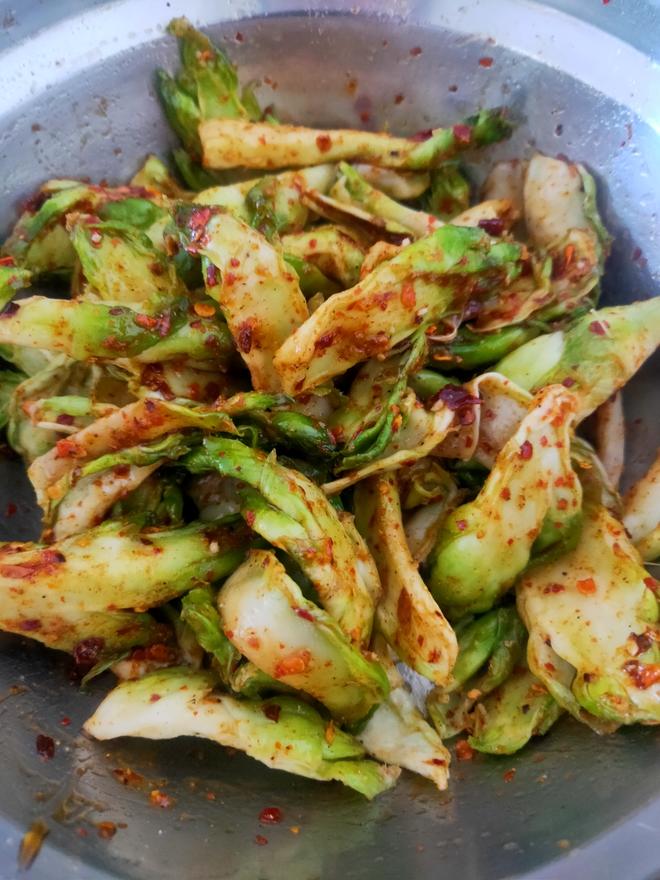 爽脆下饭的麻辣儿菜