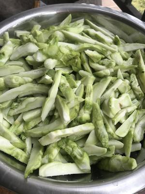 腌制麻辣儿菜
