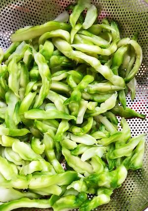 腌制麻辣儿菜
