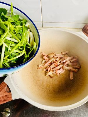 腊肉水芹