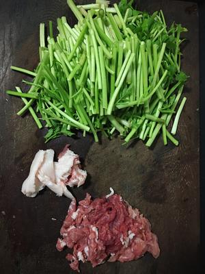 水芹菜炒肉