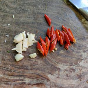 &lt;蕨菜炒肉&gt;，欣小厨 ?