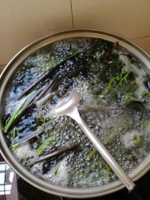 蕨菜炒五花肉