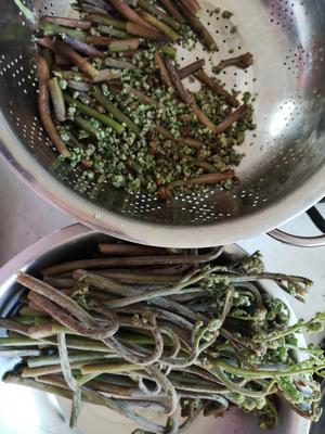 蕨菜炒腊肉