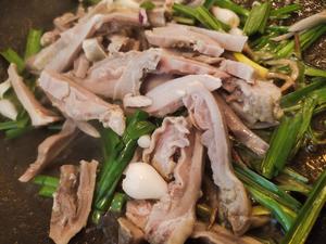 熊熊白白-青蒜回锅猪肚条