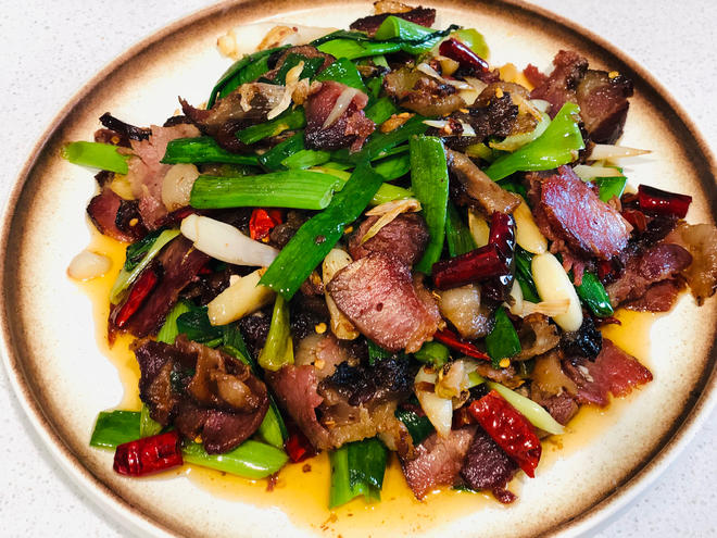 川味腊肉青蒜苗