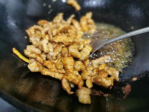 蒜苗炝炒嫩肉片（零基础炒好一道超爱的下饭菜）