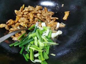 蒜苗炝炒嫩肉片（零基础炒好一道超爱的下饭菜）