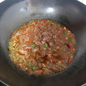 青蒜炒鸭血-有它能吃两大碗饭