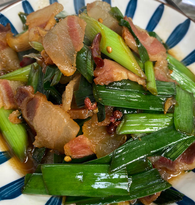 好吃下饭菜青蒜炒腊肉