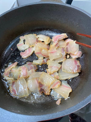好吃下饭菜青蒜炒腊肉