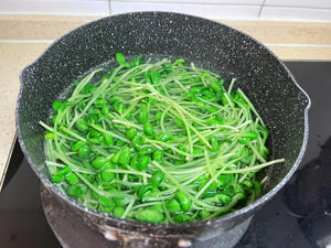 白灼豌豆苗