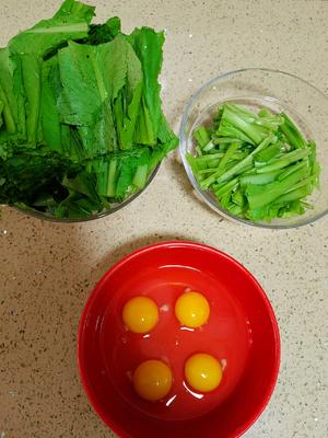 解毒消肿的芥菜鸡蛋汤