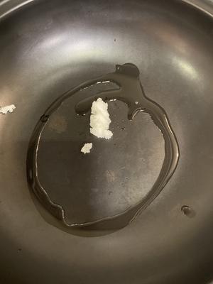 简单又好吃的砂锅焗韭黄